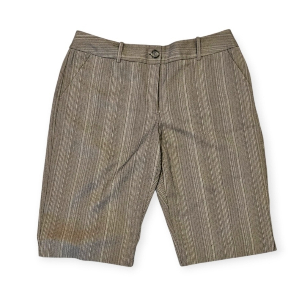Like New, Women's Above-Knee Dresswork Shorts by Worthington Size 10